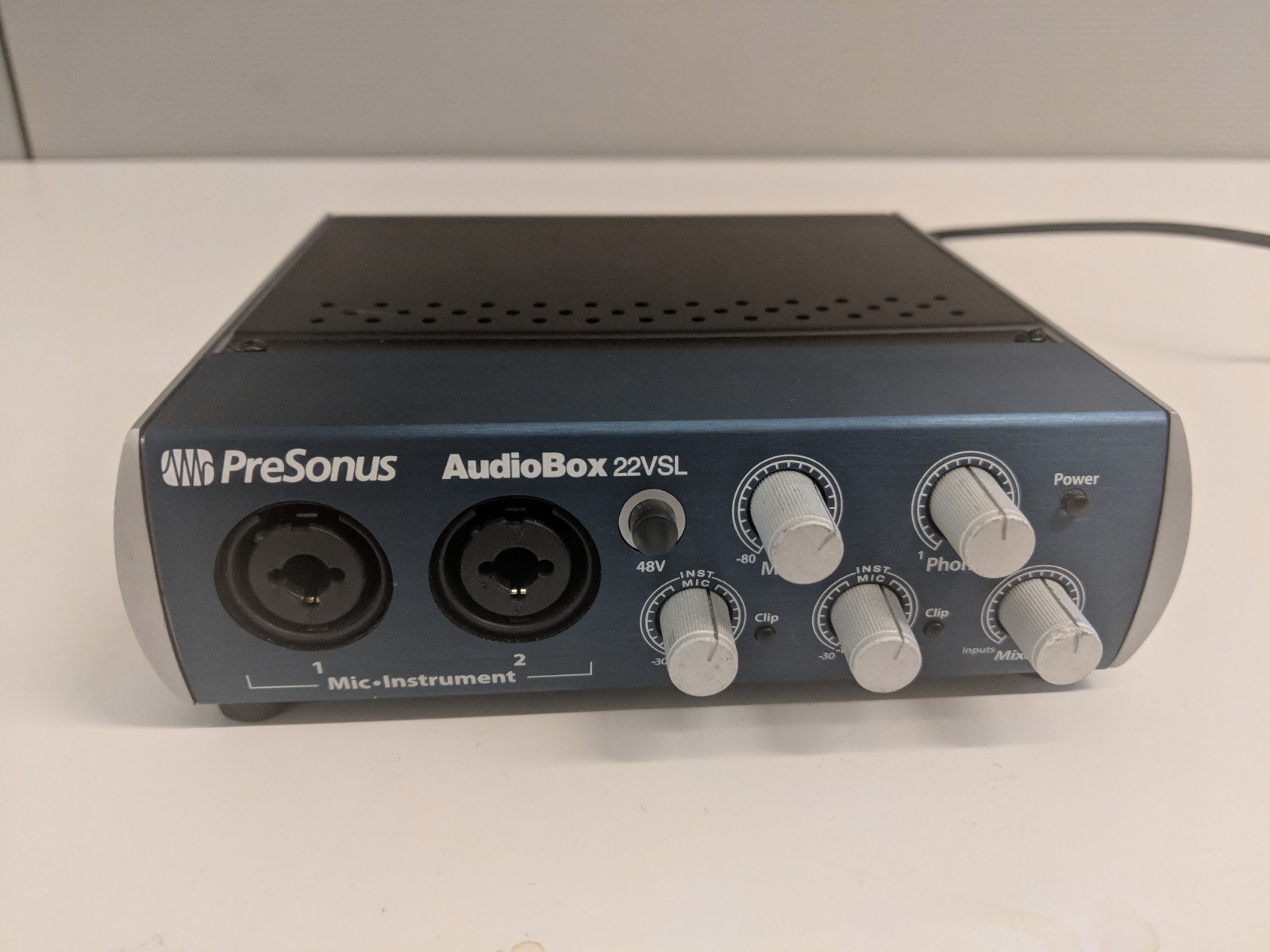 USB (正面)