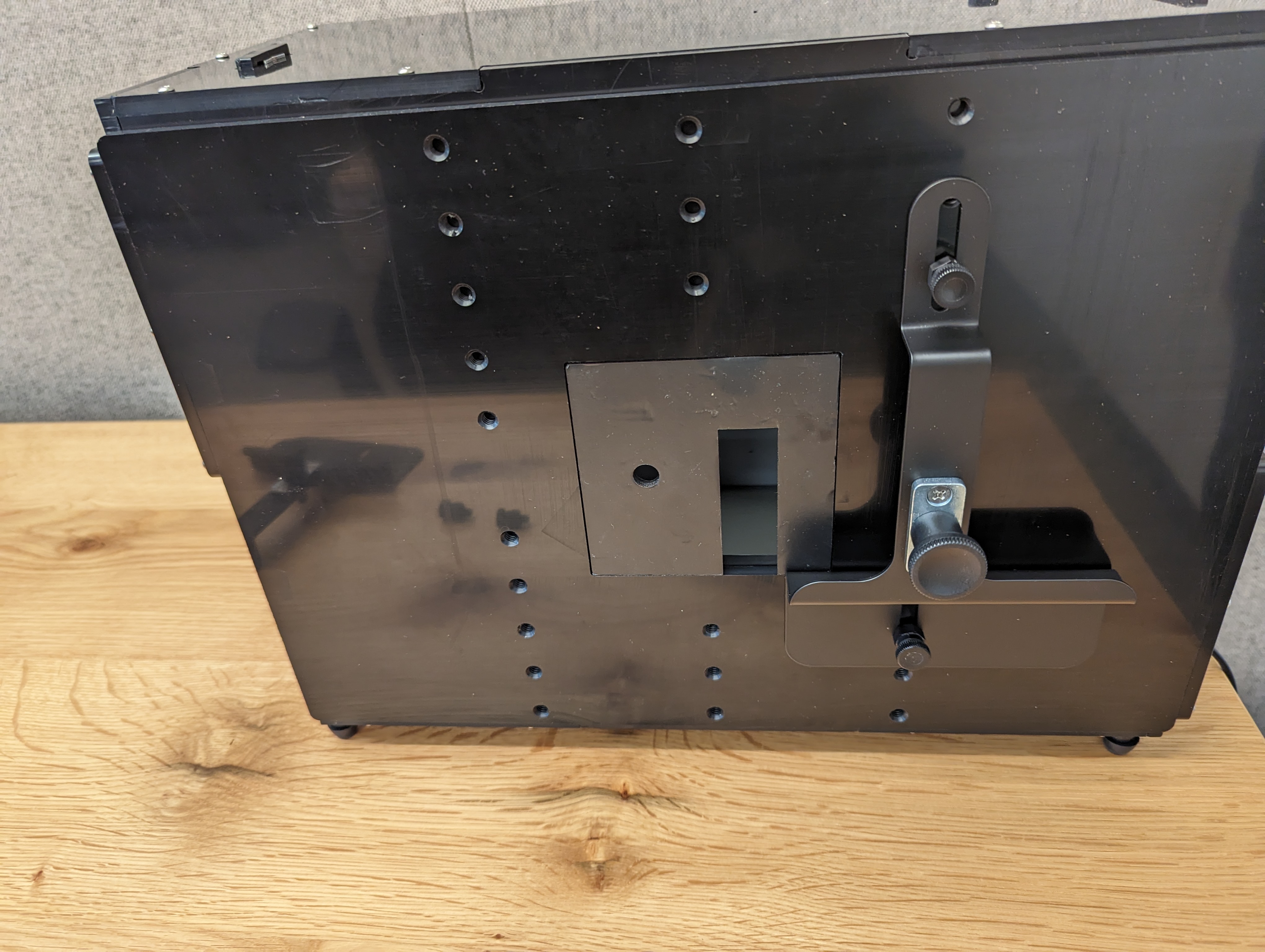 Modular Aperture and Mount
Install